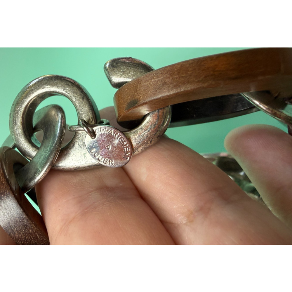 Appartement à Louer Hammered Silver Tone Links & Wood Chunky Statement Necklace - Picture 3 of 8